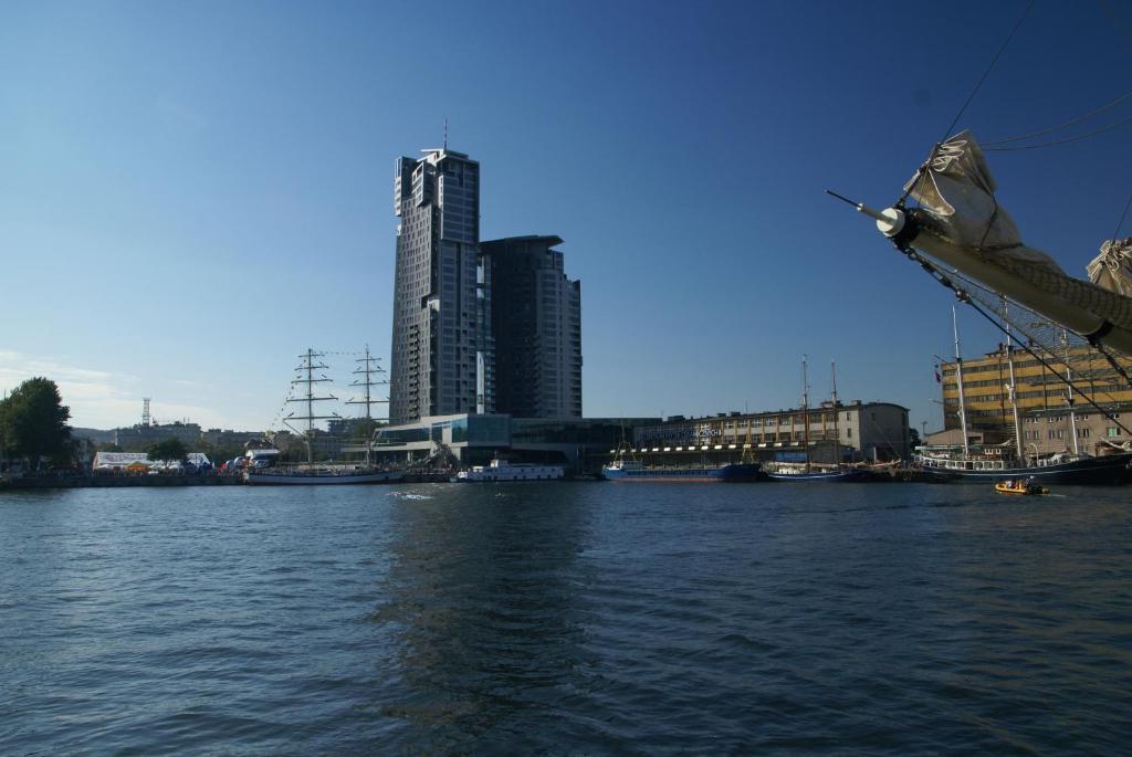 Sea Towers Apartment Gdynia Bagian luar foto